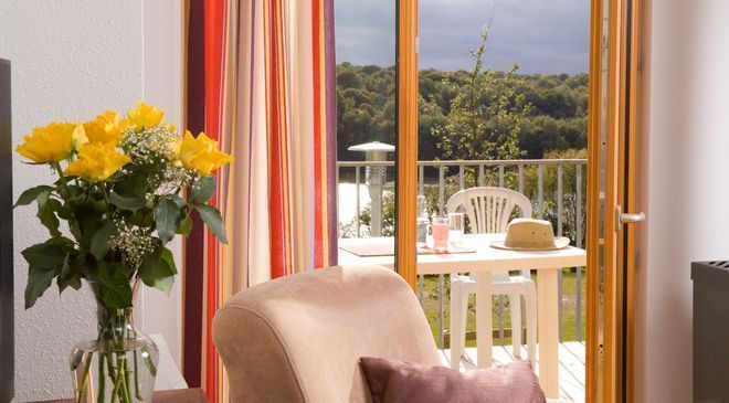 cottages_valjoly_exterieure_vue_lac (6)