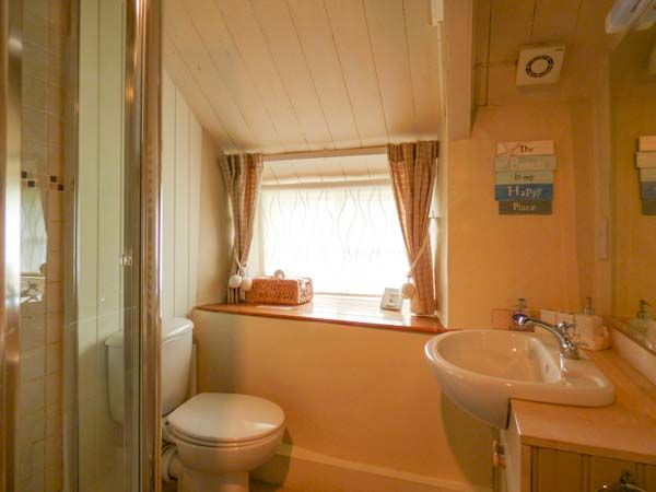 sc_14446652889402_929068_12