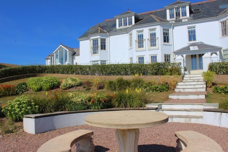 172e9e96d3be471bd2b5d9c8b3d11de2