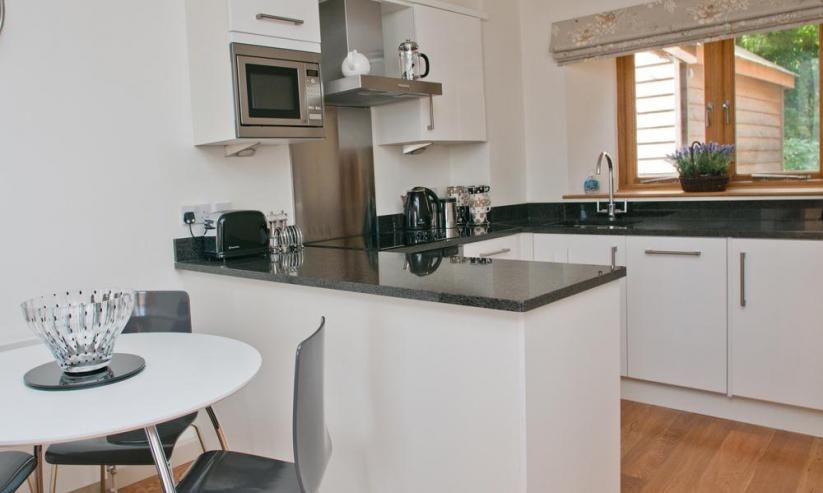 Kitchen_Breakfast Room