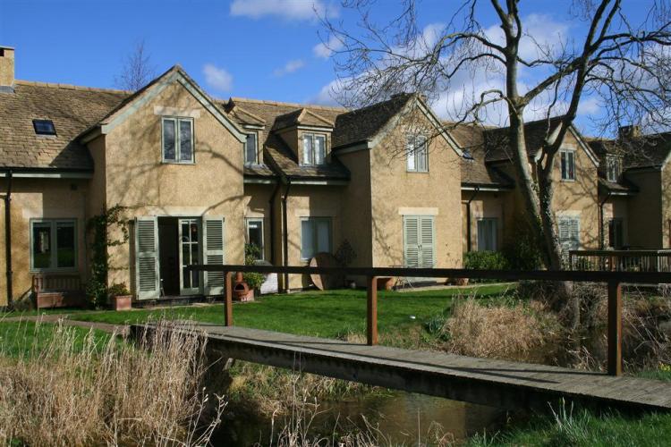 Kingfisher House-Manor Cottages (1)