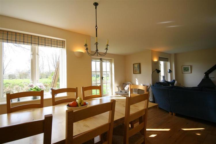 Kingfisher House-Manor Cottages (8)